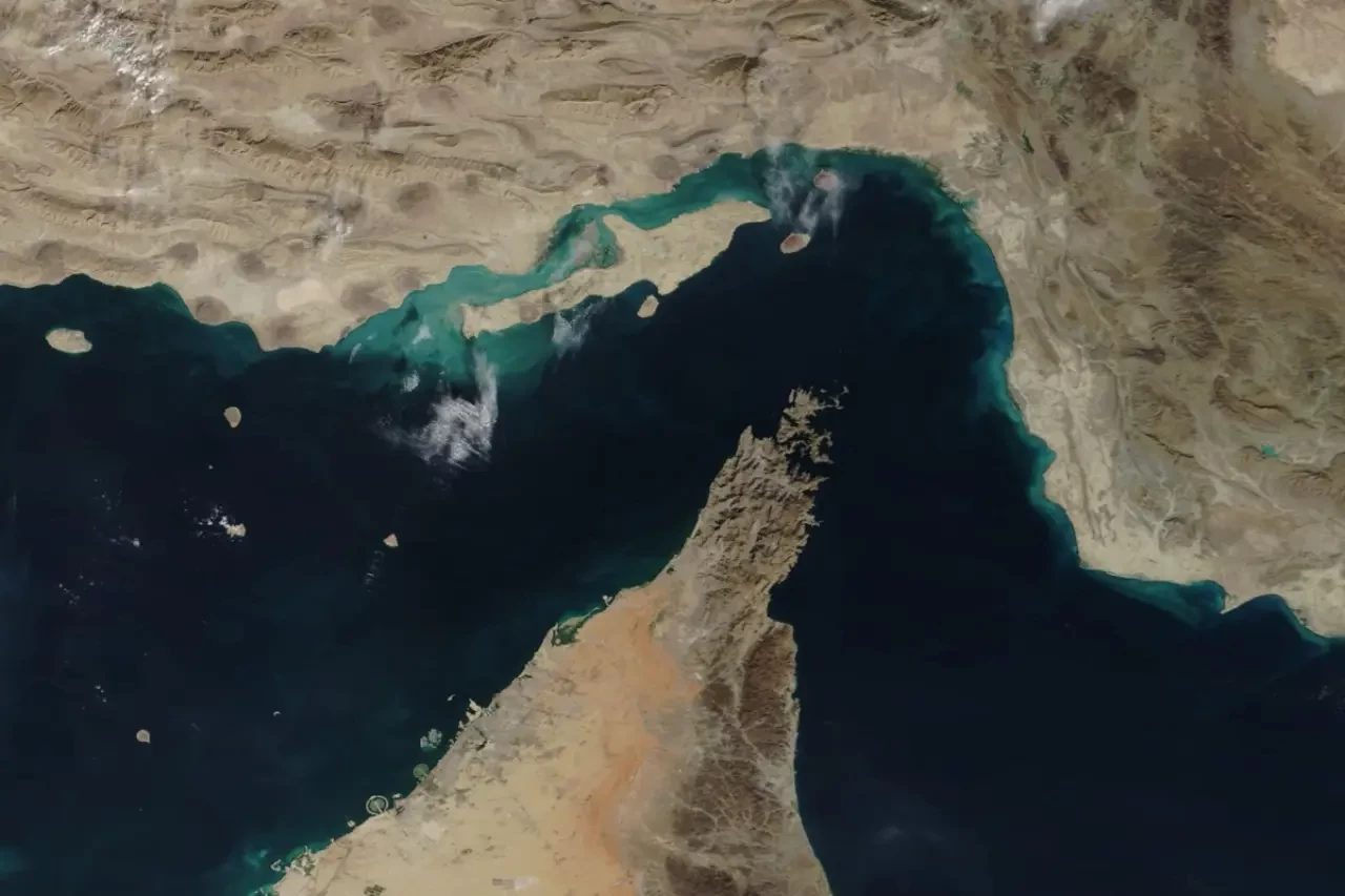 Hürmüz Boğazı gerilimi Londra’da masaya yatırılıyor