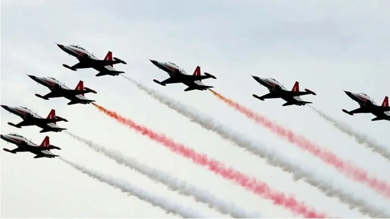 23 Nisan’da SOLOTÜRK Gösteri Uçuşu: Saat ve Yer Bilgisi