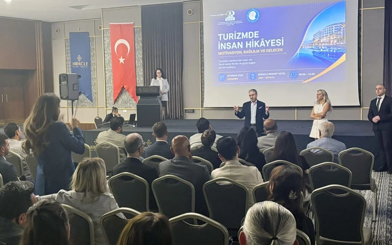 TURİZMDE GÖRÜNMEYEN YÜK: KADIN ÇALIŞANLARIN MÜCADELESİ GÜNDEMDE