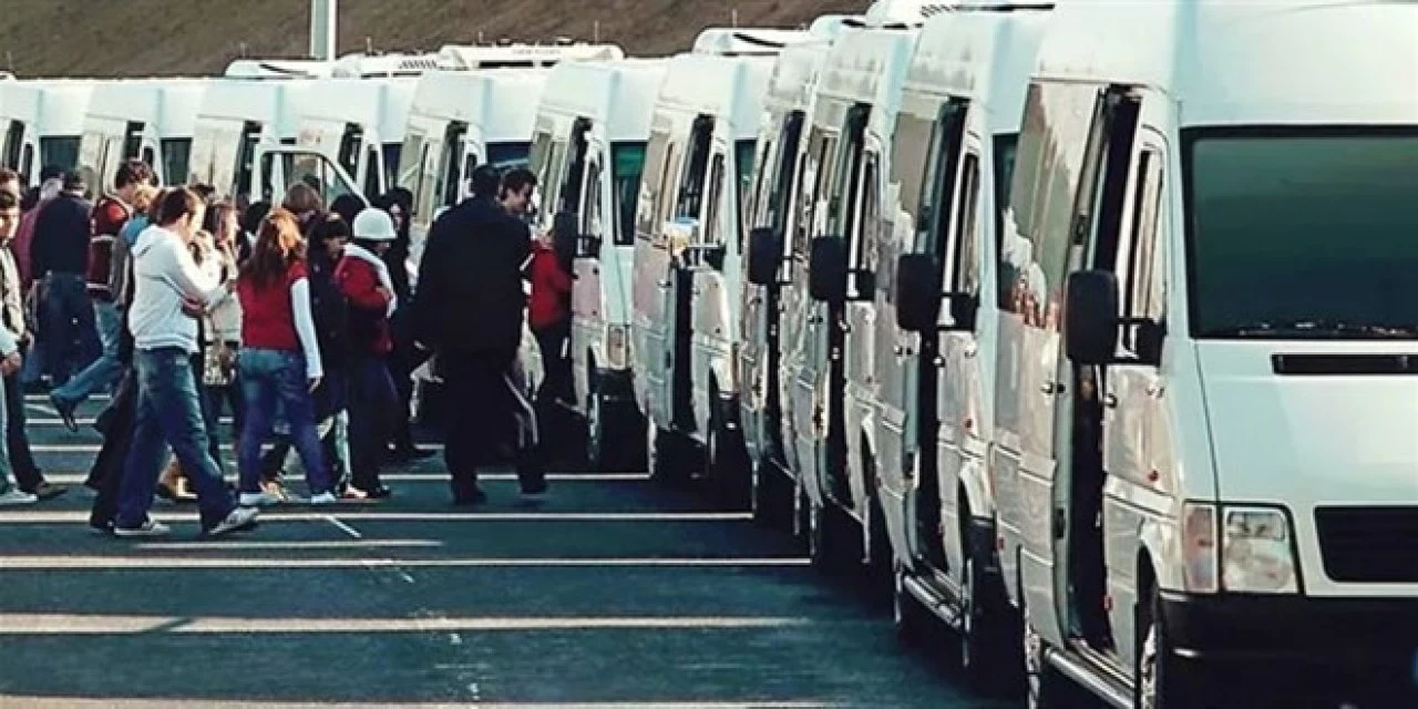 Servis Aracında Boş Koltuk Kalmayacak! Kamuda Yeni Dönem Resmen Başladı: Personel Servislerinden Artık Çocuklar da Yararlanabilecek, İşte Uygulamanın Şartları