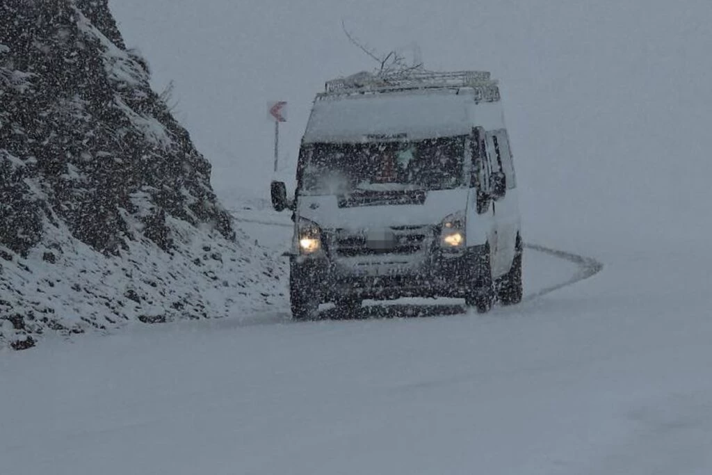 Son dakika: Şiddetli yoğunluk görüşü sıfırladı