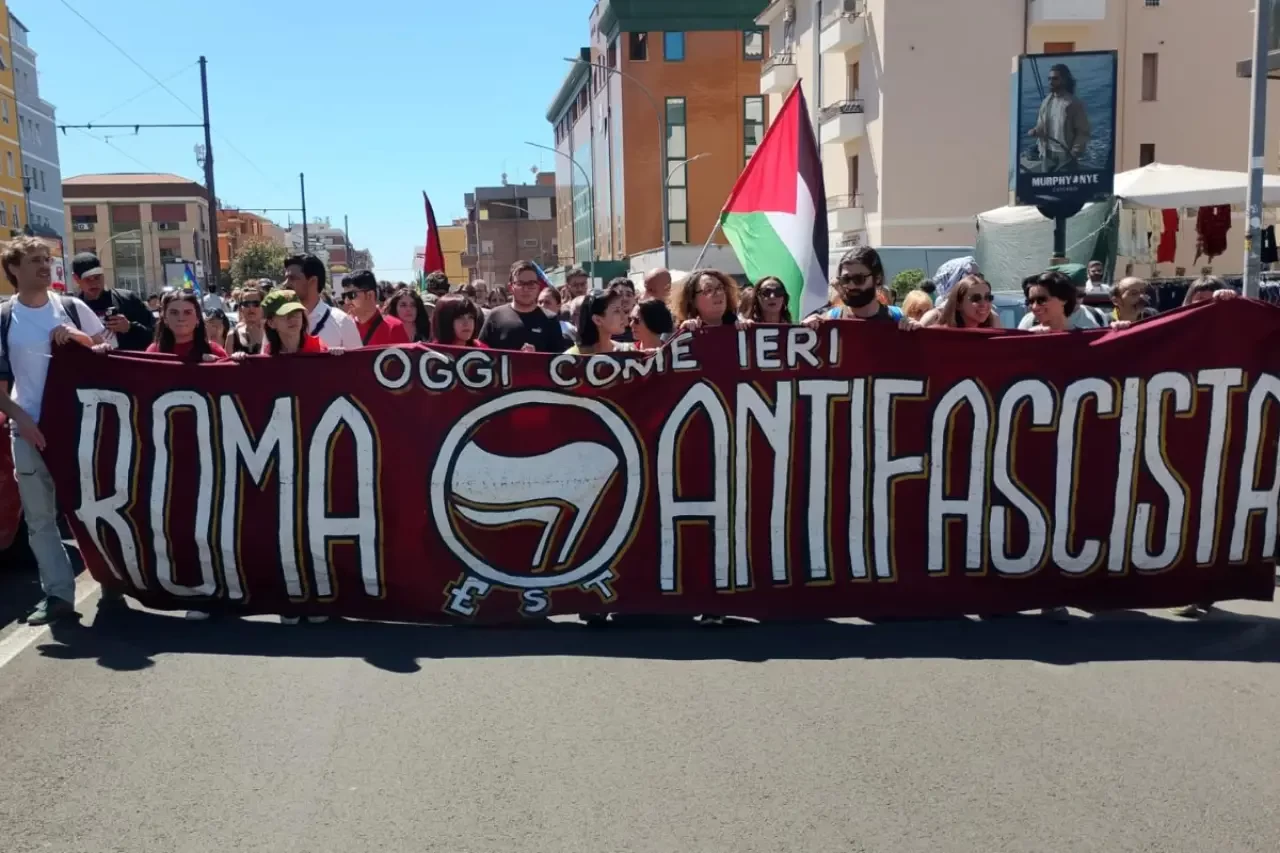 İtalya’da Faşizme Karşı Yürüyüş Düzenlendi