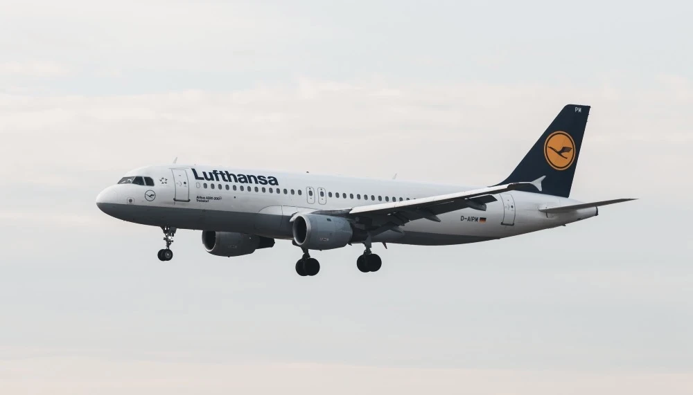 Lufthansa’dan Dev Kesinti: Yaz Sezonunda 20 Bin Uçuş İptal