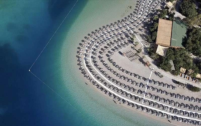 Akdeniz’de Mavi Rekabet: Türkiye’nin Ödüllü Plaj Sayısı 580’e Ulaştı