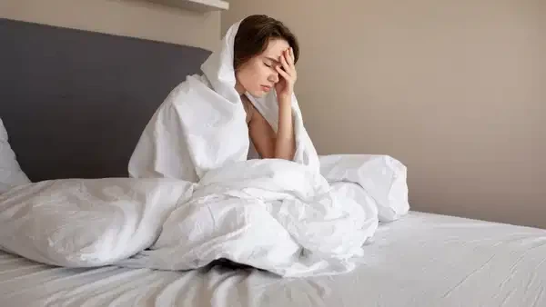 Yeşil çay ile göz altı bakım önerisi