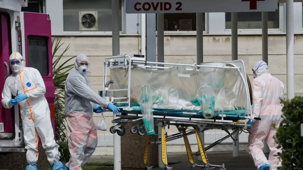 Hantavirus vakaları artıyor, gemide tahliyeler devam ediyor
